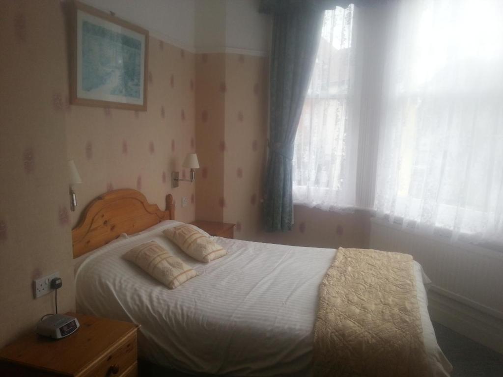 Sandbar Beach House - Family And Couples Only Bournemouth Szoba fotó